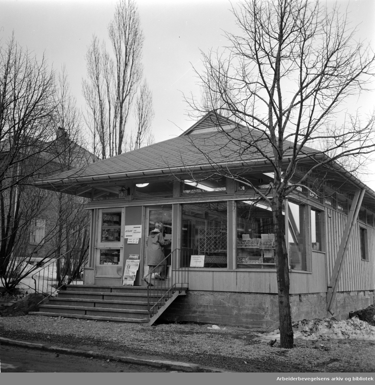 Aker sykehus. Kiosk og butikk. Mars 1959