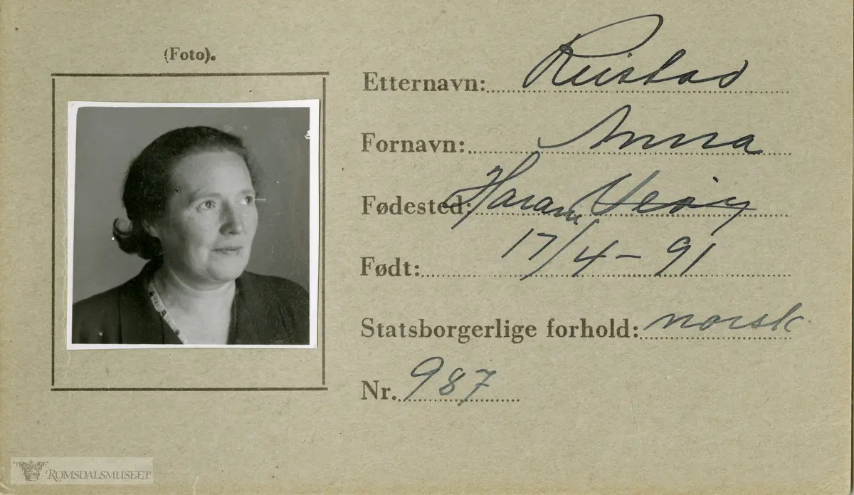 "Nr 987" Anna Rustad.