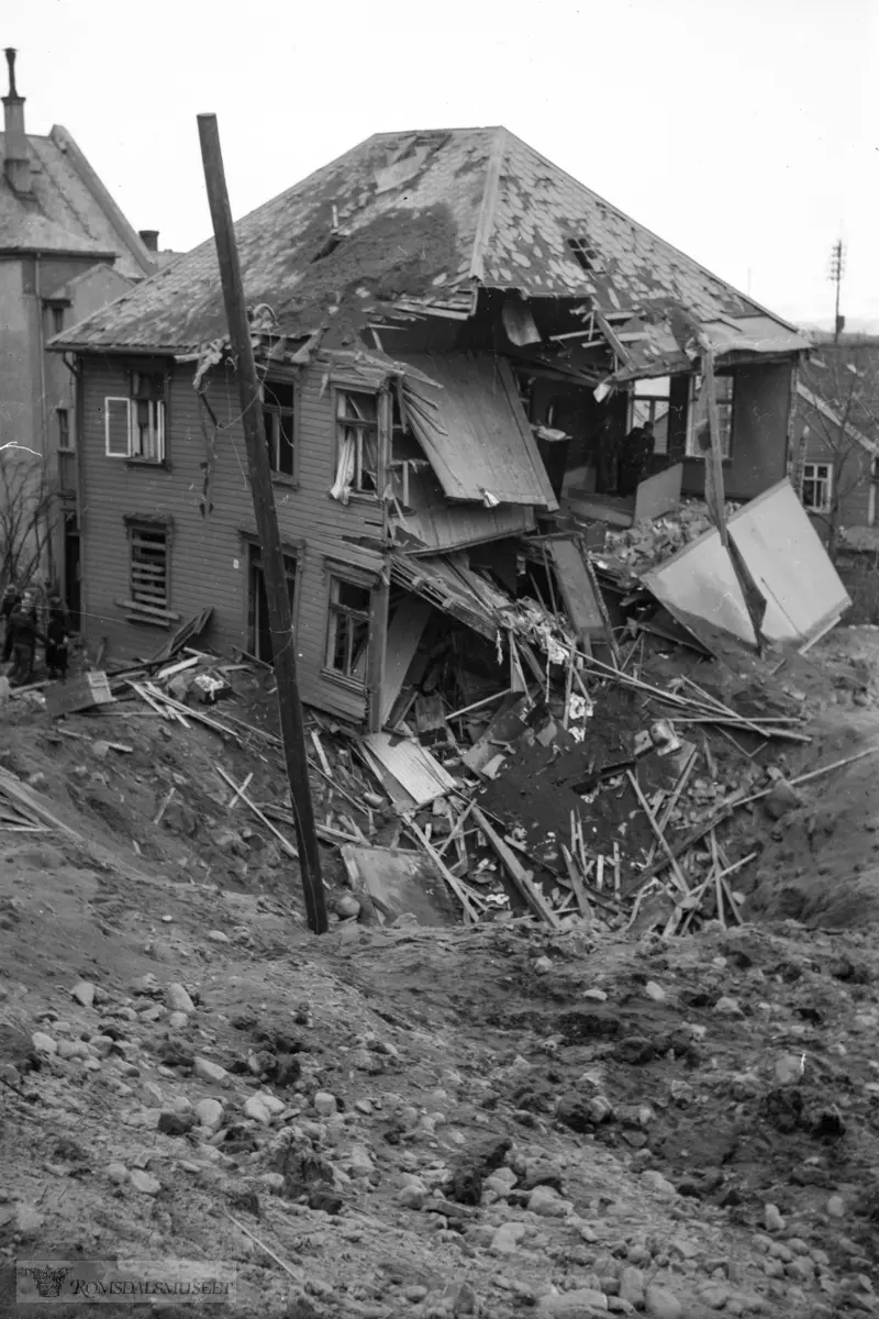 Holm sitt hus i Byfogd Motzfeldts gate bombet.