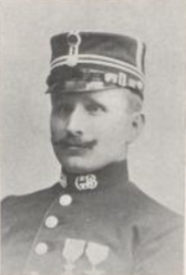 Norsk vernepliktig sekondløytnant som tok tjeneste i Fristaten Kongo i fire perioder mellom 1896 og 1911.