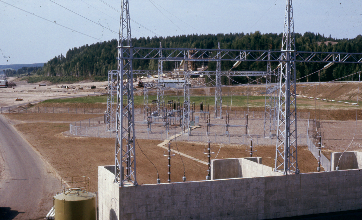 Vanttauskoski kraftverk. Dam, kanal m.m.