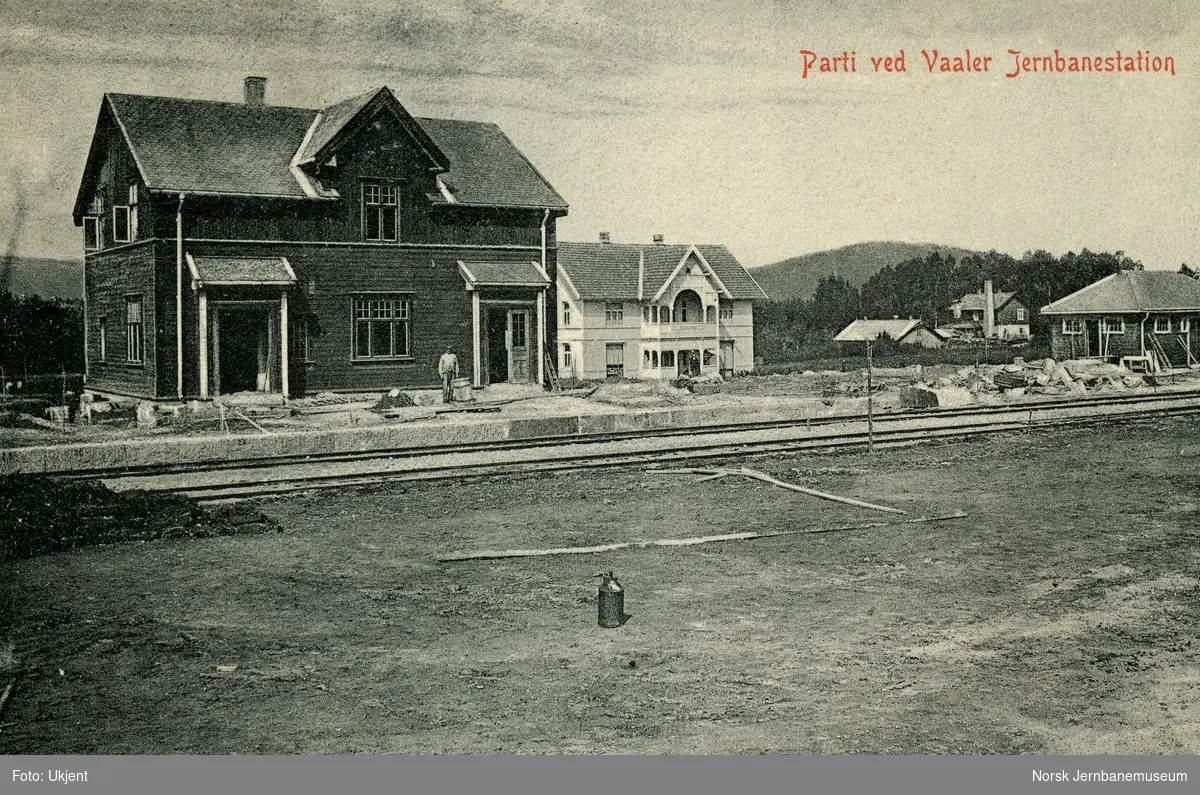 Våler (Vaaler) stasjon på Solørbanen under bygging