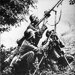 Tyska krigsmakten. Kulspruta 7,92 mm MG 34 i lvlavett (LMG).