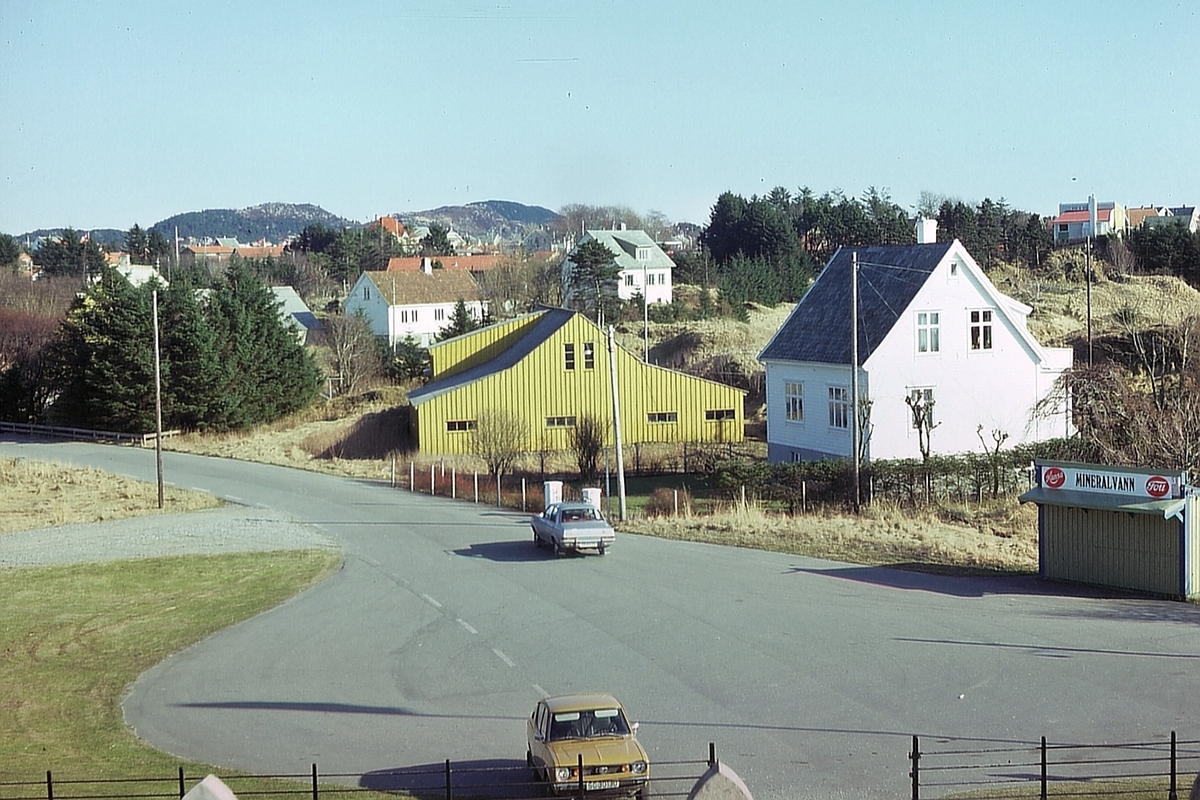 Gard sett mot sørøst. Utsikt fra Haraldsstøtta.