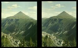 Telemark, Rjukan. Byen og Gausta.