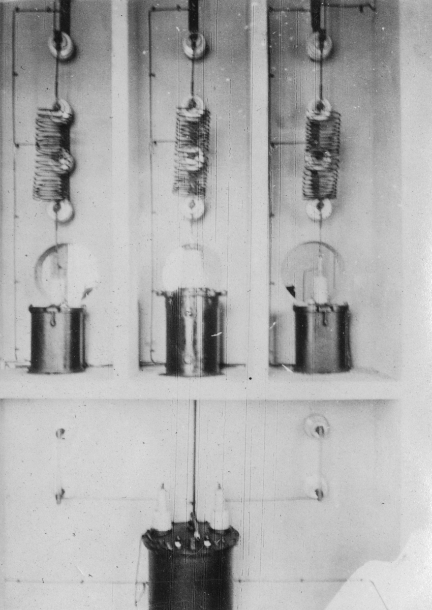 Drosselspolen i strømtransformatoren, Tårnet Kraftstasjon sommeren 1920.