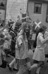 "17.mai 1970".Per Kåre Tveeikrem sin film ?.