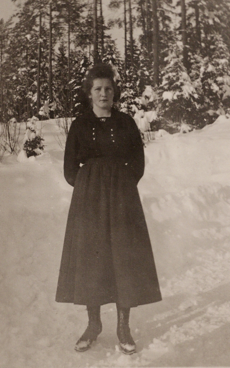 Marianne Saatvedt (1901-1976)