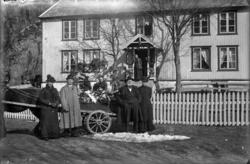 47. 46. Begravelse fra Tonberg. 15.04.1916.