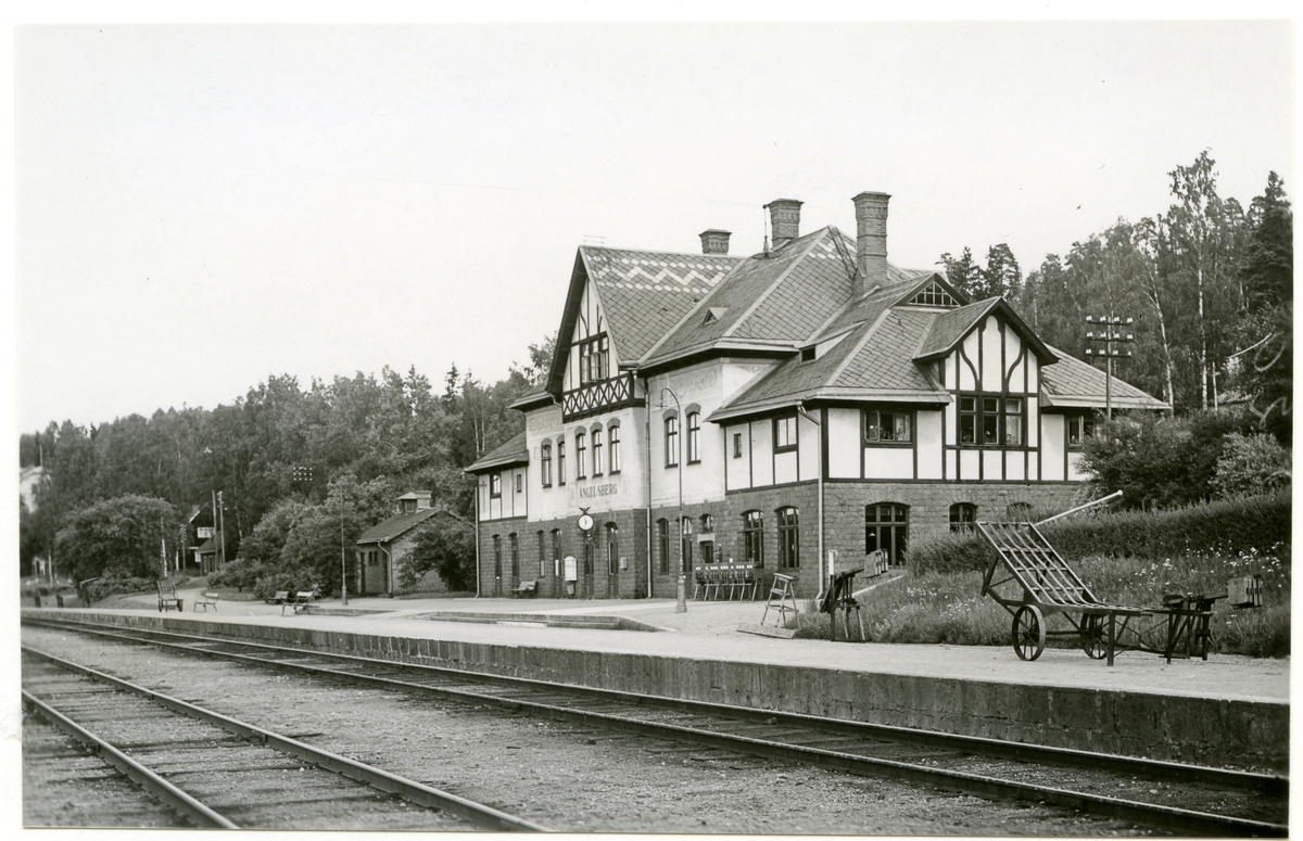 Västervåla sn, Fagersta kn, Ängelsberg.
Stabäck 2:21. Järnvägsstationen, 1936.