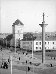 Olav Tryggvason-statuen på Torget i Trondheim