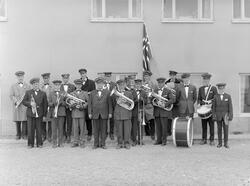 Ekkerøy hornmusikk 17.mai 1961, trolig utenfor Vadsø folkesk