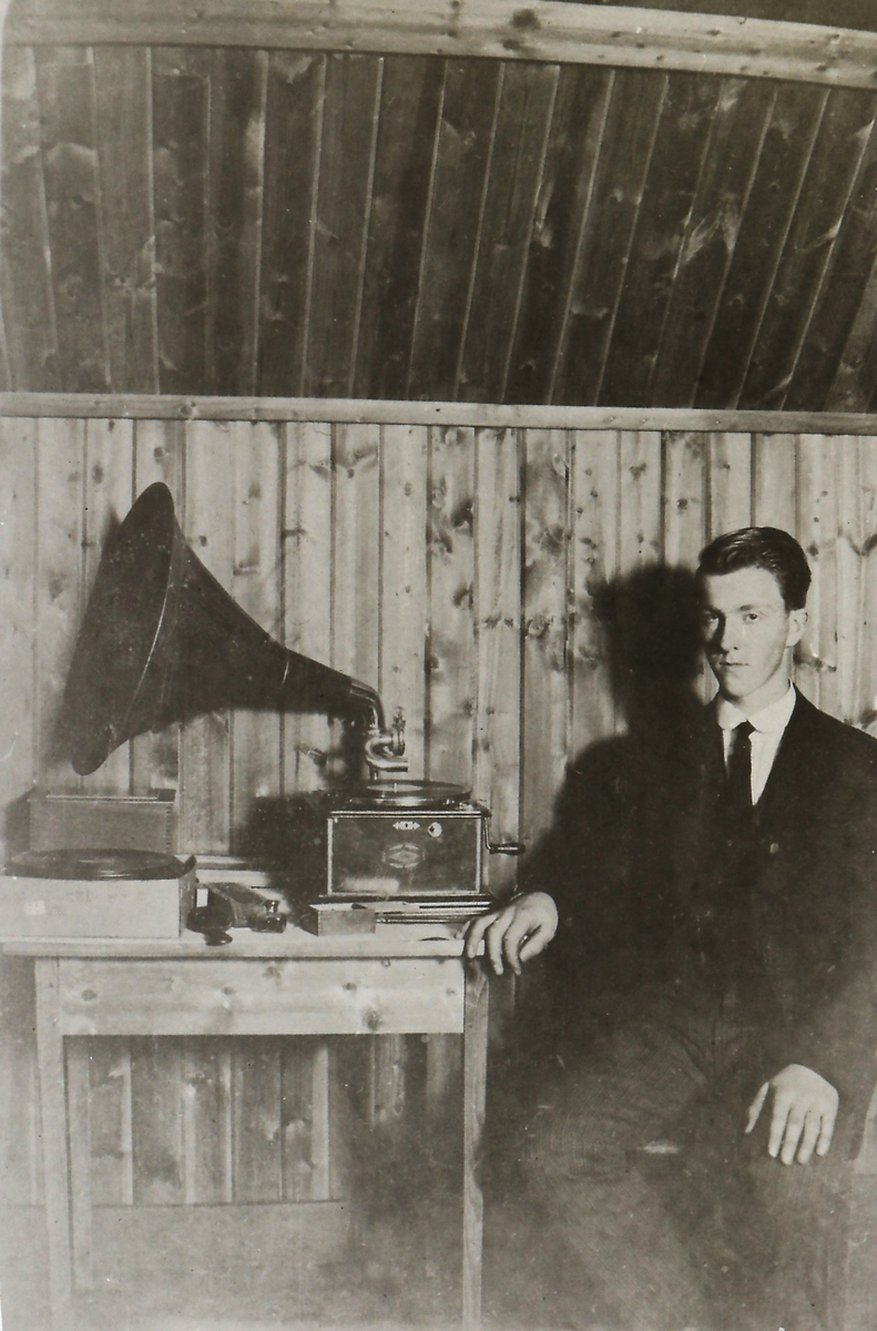 Stereo anlegg anno 1917. Ole Aannestad f 1900
