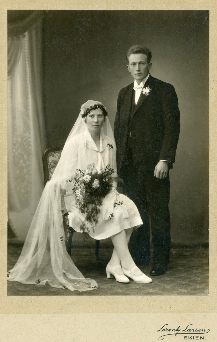 Brudebilde av Olav Strand og kona