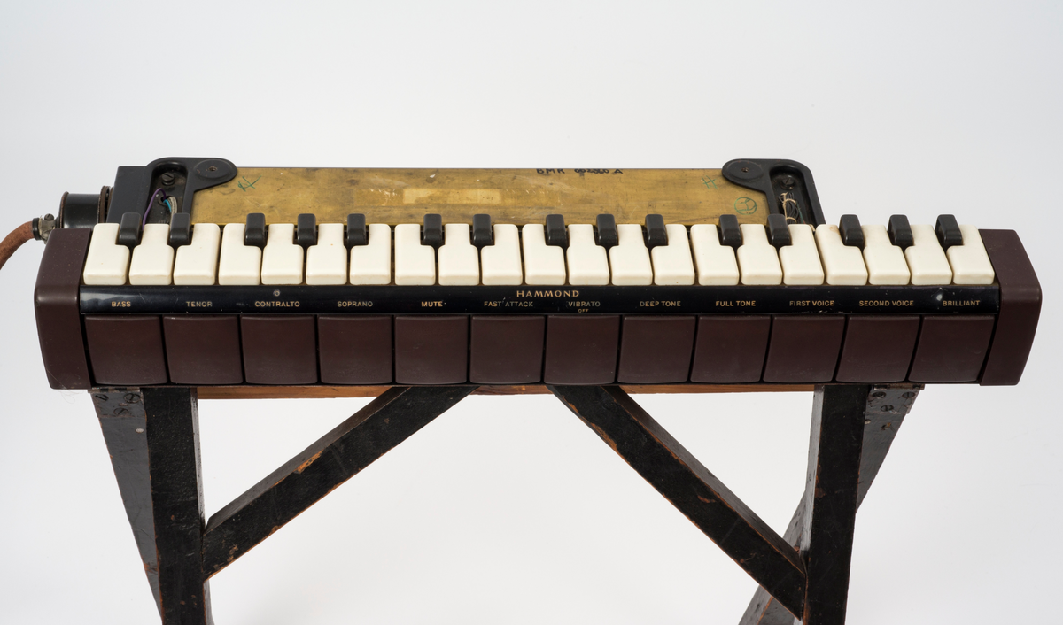 Tangentinstrument - Anno Musea i Nord-Østerdalen / DigitaltMuseum