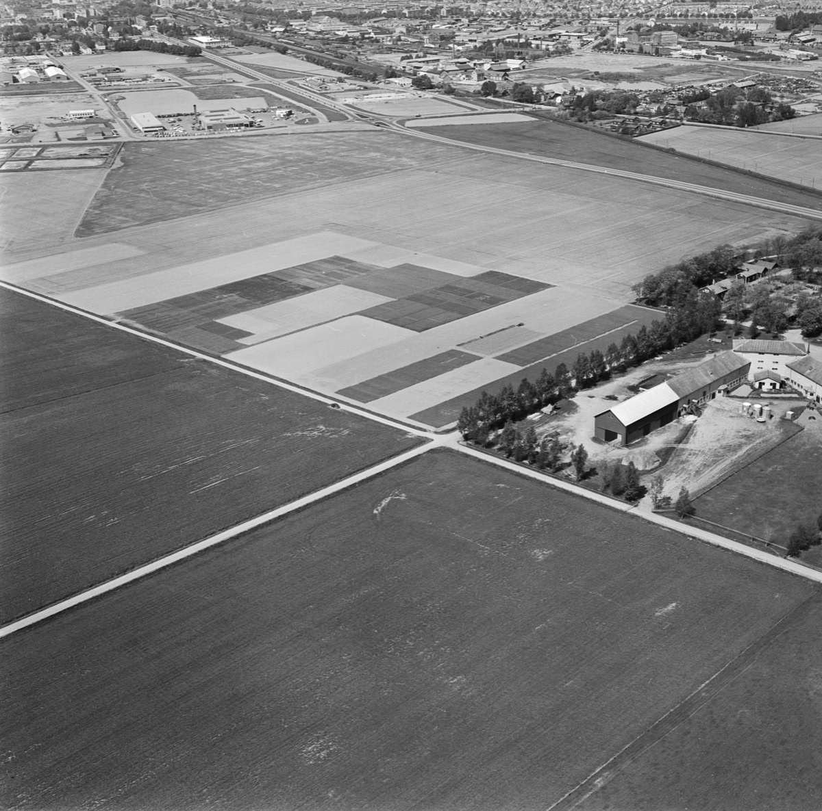 Lantbrukshögskolan, flygbild över Lilla Ultuna, Uppsala 1963