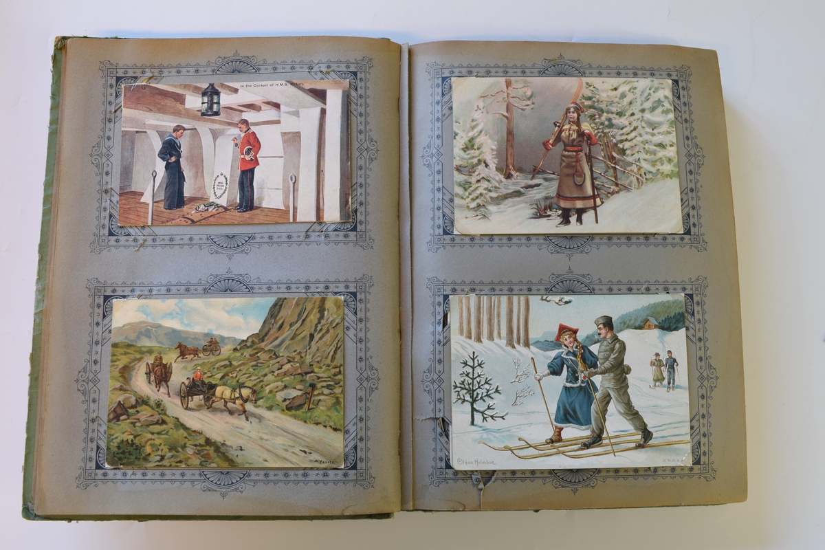 Album "Norske kort". Inkluderer er mengde jule- og gratulasjonskort med eventyrmotiver og motiver fra det virkelige liv.