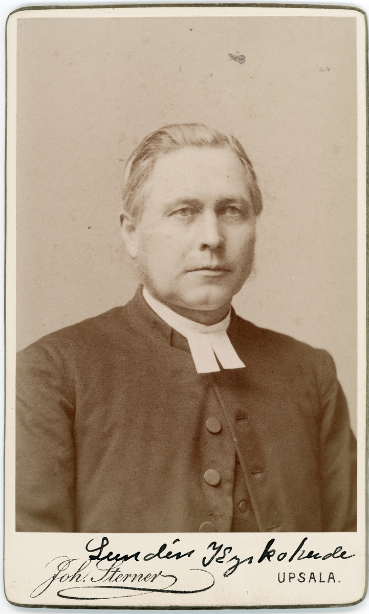 Kabinettsfotografi - kyrkoherde Lundén, Uppsala omkring 1880