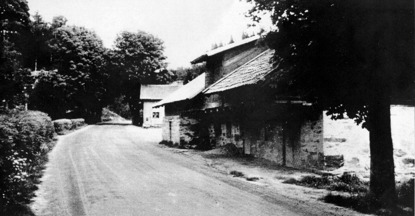 "Mjölnarns" i Olsfors omkring år 1930.