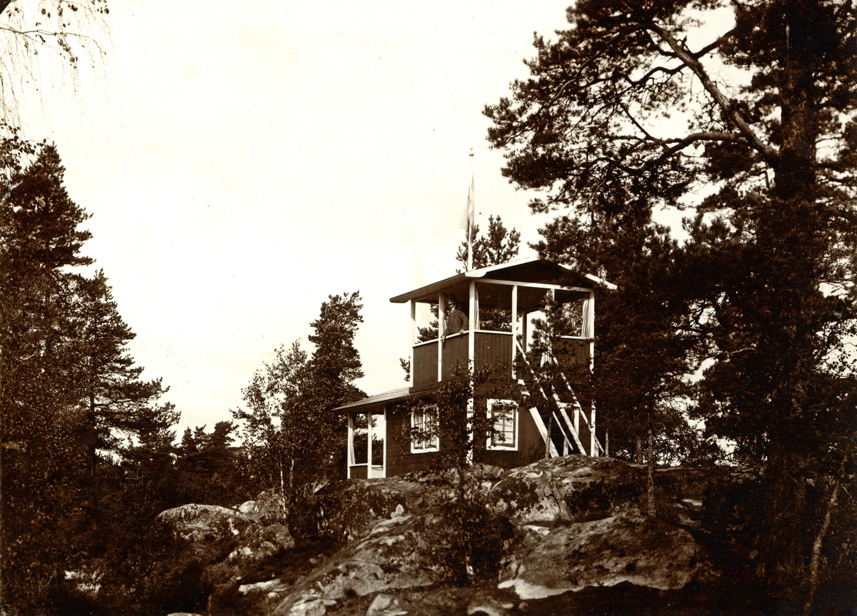 Sommarstuga vid Kvarnhagen på Öster, ca. 1915.