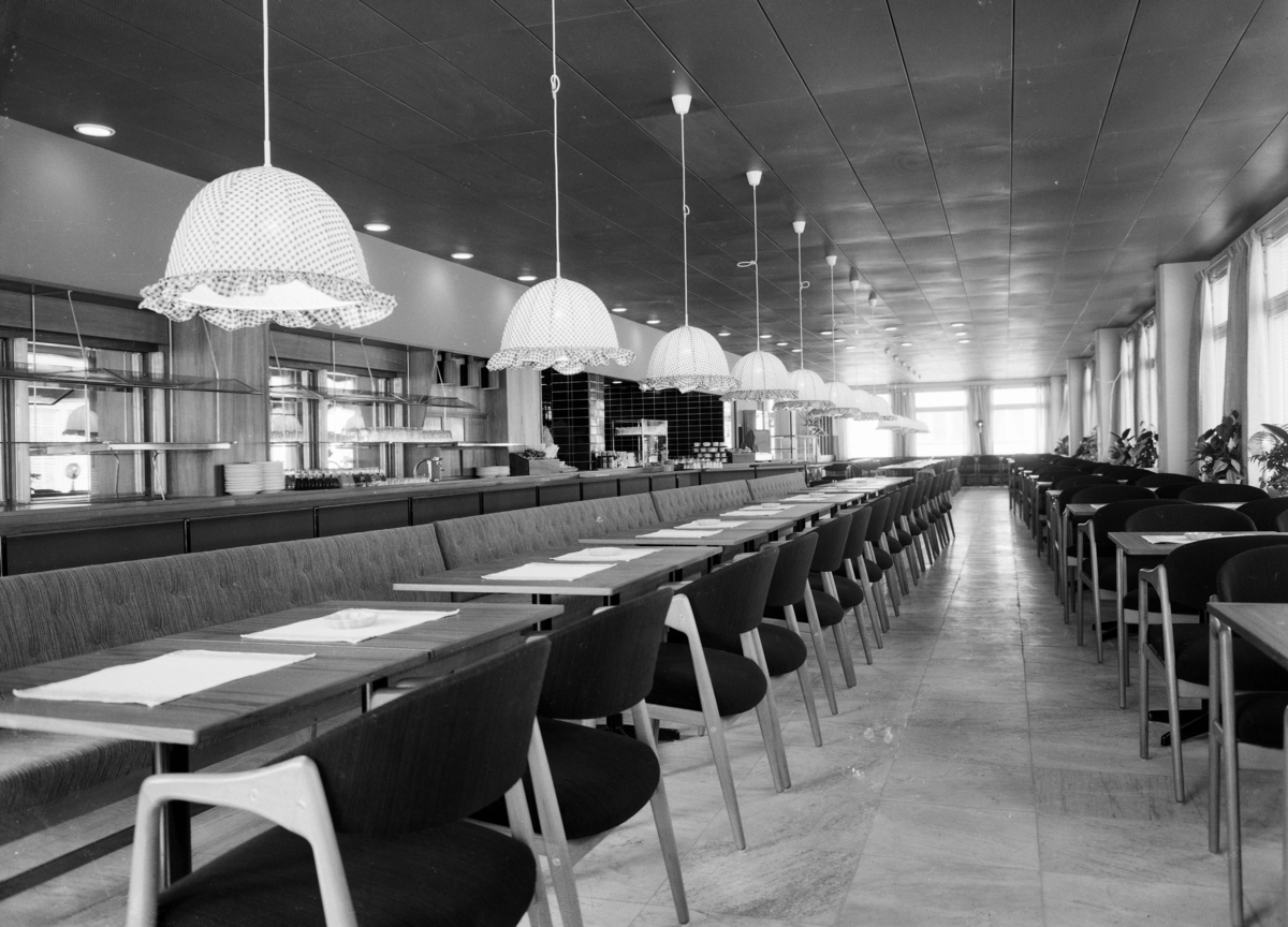 Restaurangen på Domus Varuhuset. År 1961.