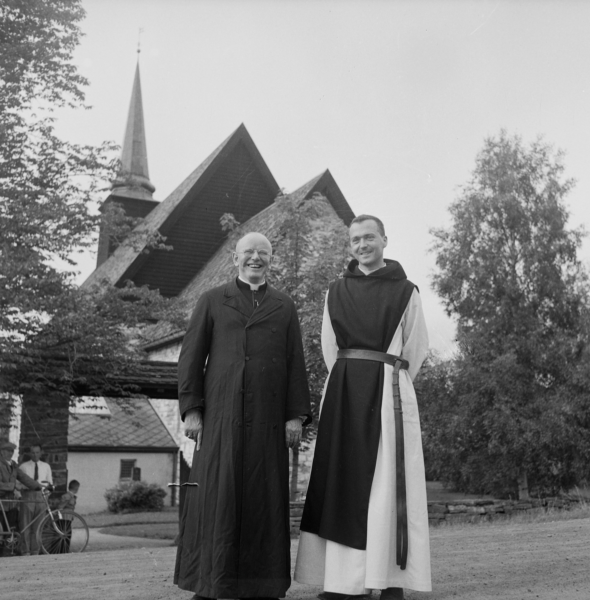 Kirkejubileet 1953. Katolikker på Stiklestad, ordensfolk og geitlige