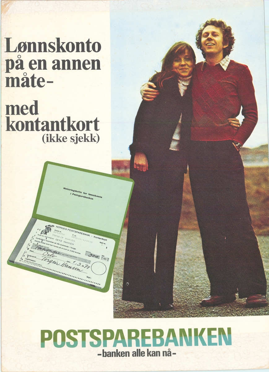 Reklameplakat for lønnskonto i Postsparebanken, med bilde av et par med lønnskonto. Plakaten er tosidig med tekst på nynorsk og bokmål på hver sin side.