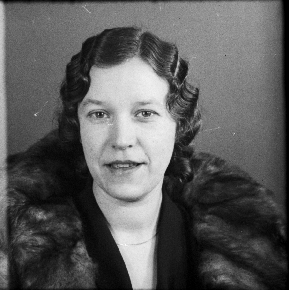 Asta Johansson från Östhammar, Uppland, 1937