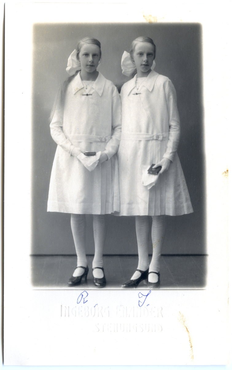 Rosa och Irma Bohlin, 1931