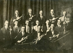 Hardanger Violinist forbundet of Amerika
Kappleik 1920 ¿ Eau