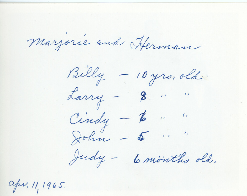 Familiebilde fra Amerika i 1965.  Herman og Marjorie med fem barn. For namn, så bilde 2.
