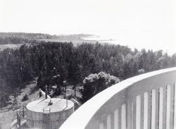 Utsikt mot sydspissen av Jomfruland fra det "nye" tårnet