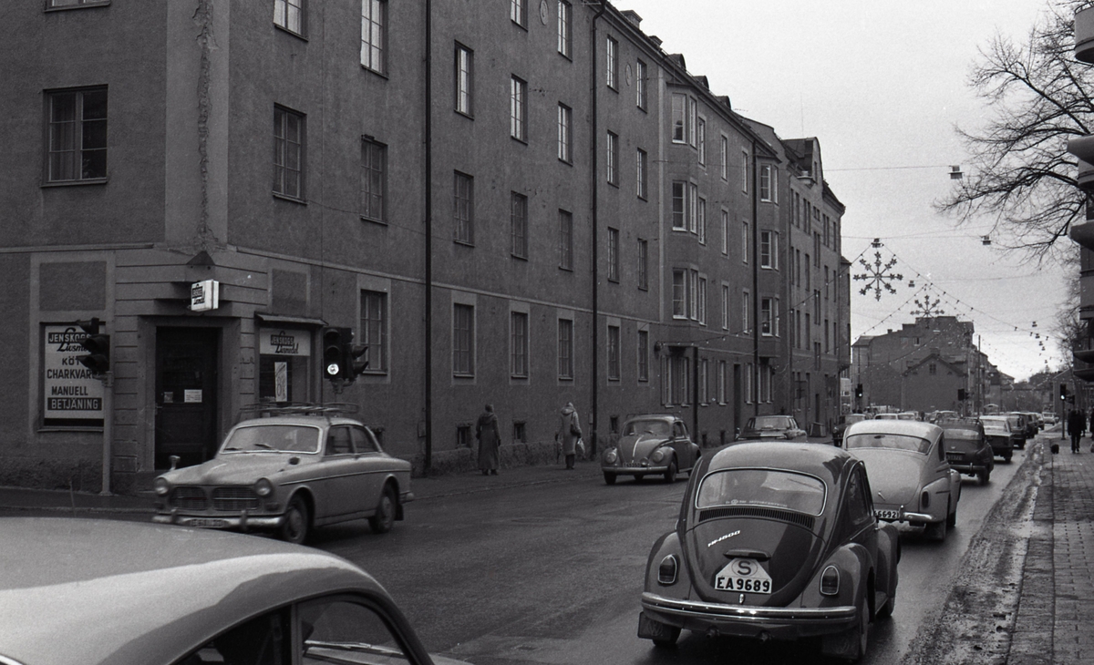 Drottninggatan, Linköping år 1973 - Linköpings stadsarkiv / DigitaltMuseum