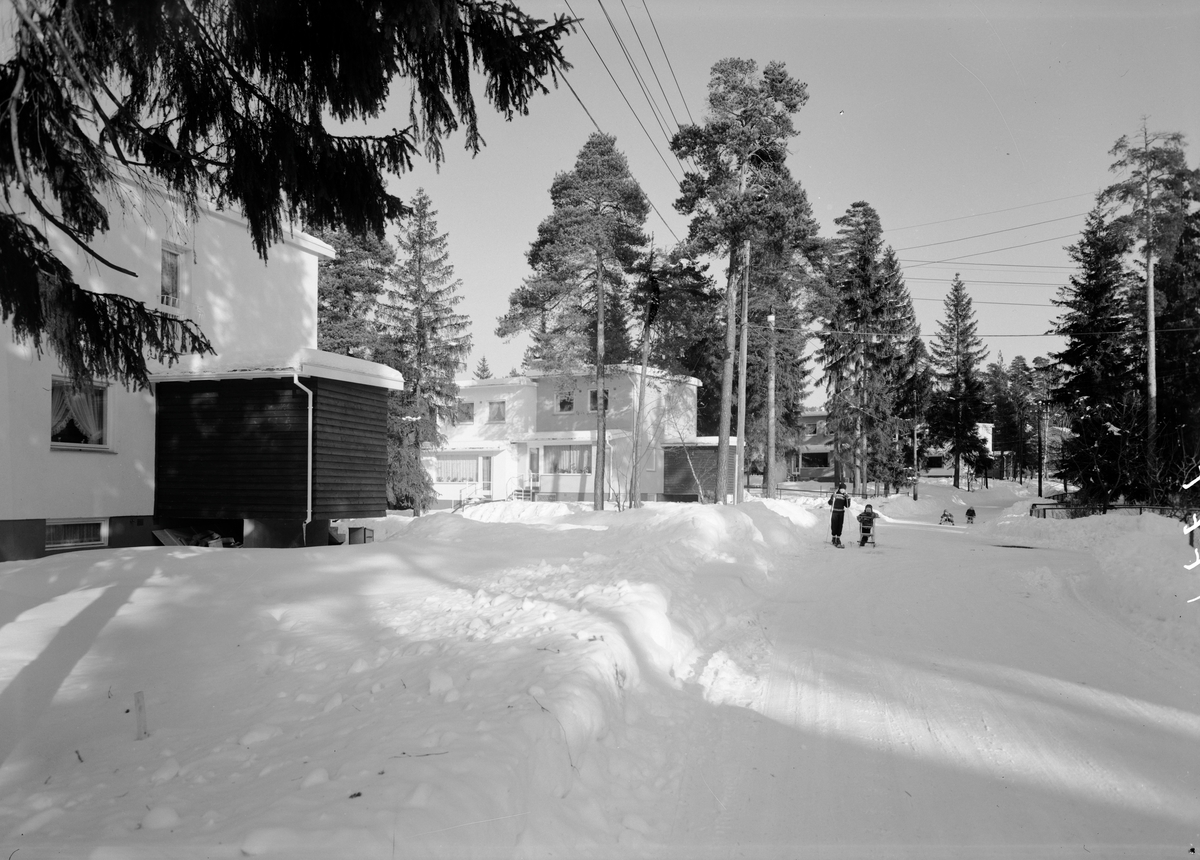 Ulvøya, villaer, med barn