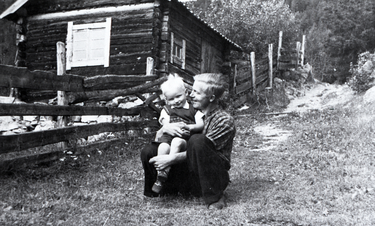 Helge H. Jevne med sonen Harald Olav Jevne