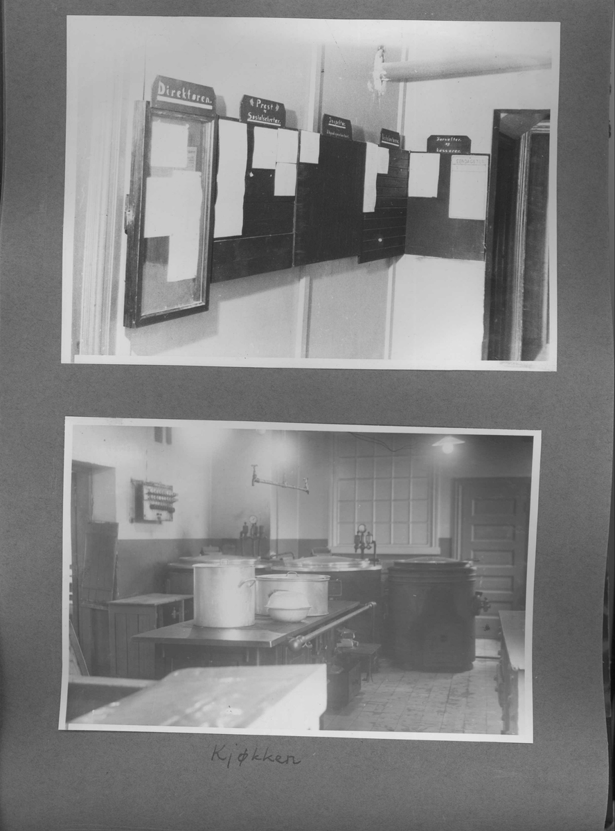 Side fra Kjeld Bugges fotoalbum. Innherad fangeleir - interiør i hovedbygningen.
