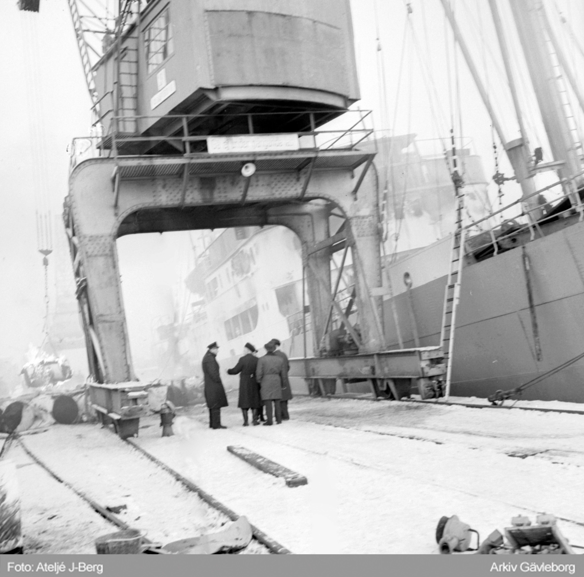 Brand på fartyget Bele, Gävle hamn 1962.