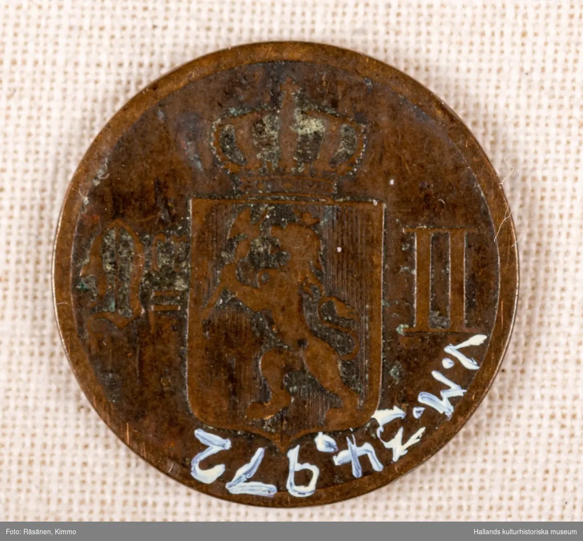 Mynt av koppar. 2 ØRE (öre). 1876. Oscar IIs namnchiffer (teckning)