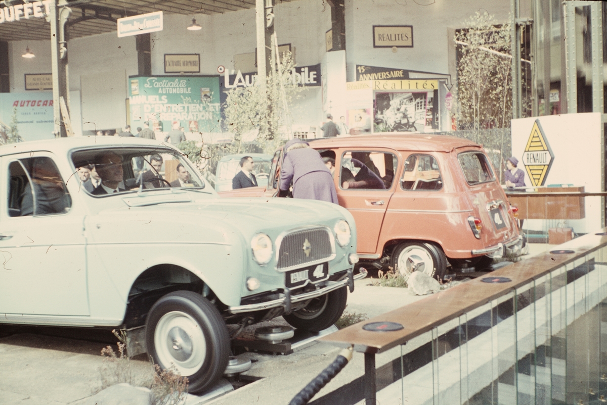 Foto fra en bilmesse i Frankrike. Renault 4