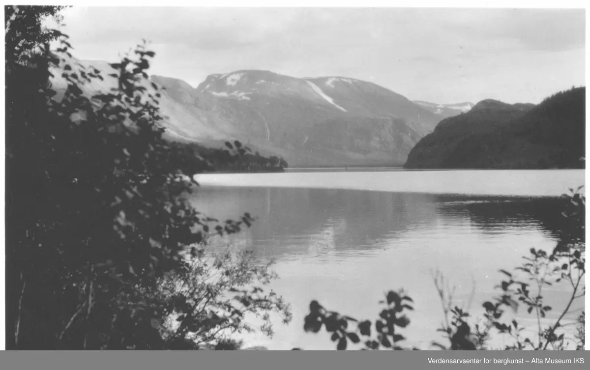 innsjø fjell trær - Verdensarvsenter for bergkunst – Alta Museum IKS ...