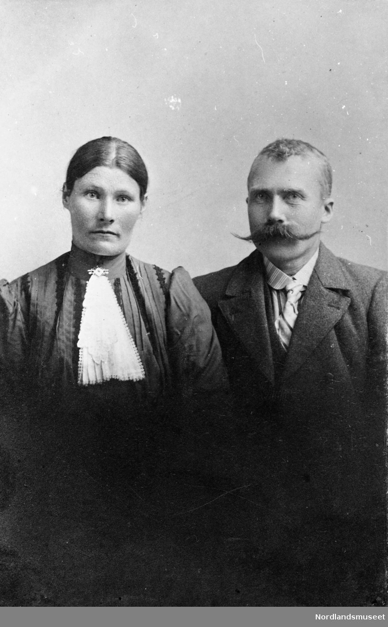 Bergitte og Andreas Vollan, Styrkesnes. Tatt i 1913.
