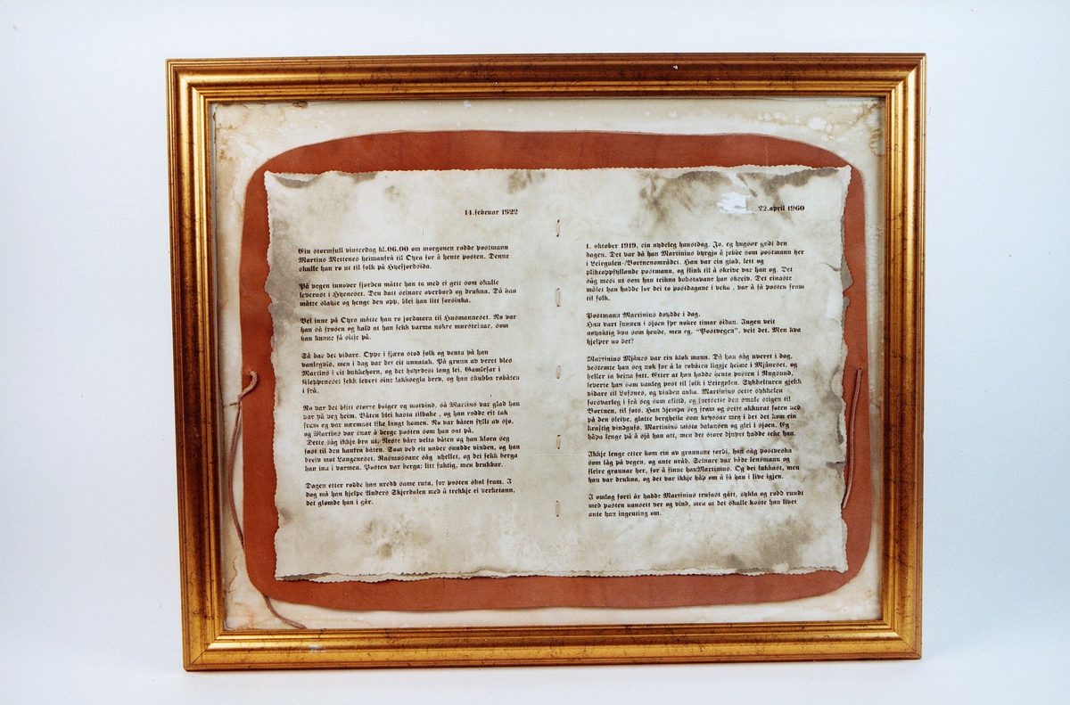 postmuseet, gjenstander, bilde, innrammet tekst, beskrivelse av postmann Martinius