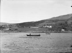 Prot. Gården Hundorp med Lågen i forgrunnen. Sunding ved Hun