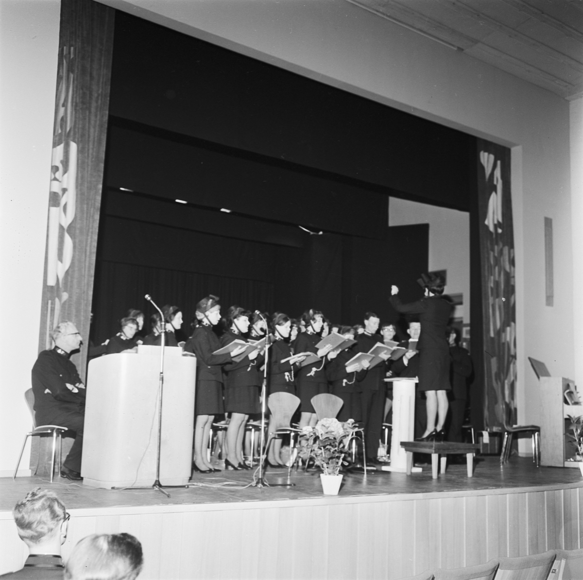 Engelska sångare på Frälsningsarmén, Tierp, Uppland 1969