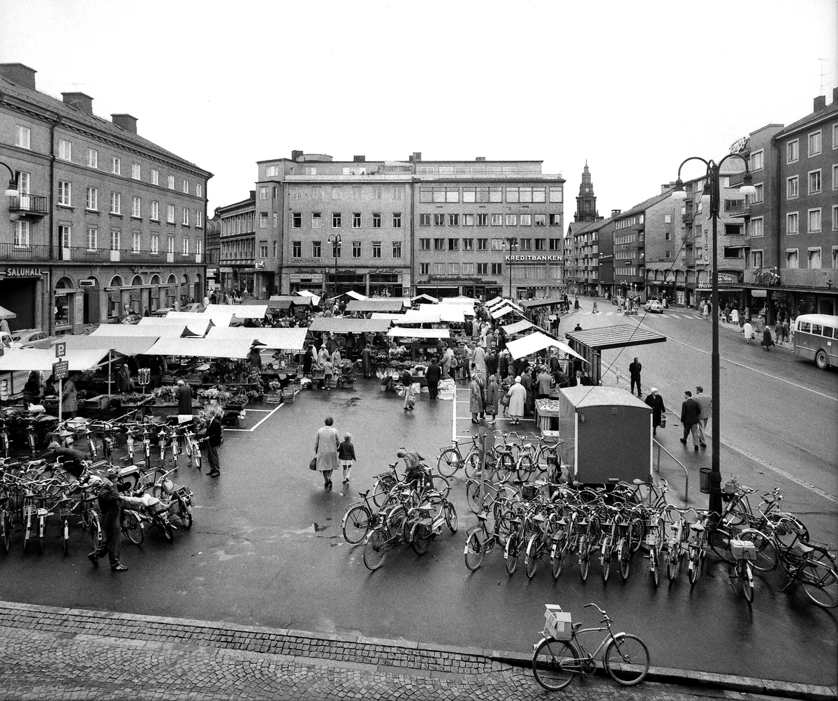 Torghandel på Trädgårdstorget, 1963