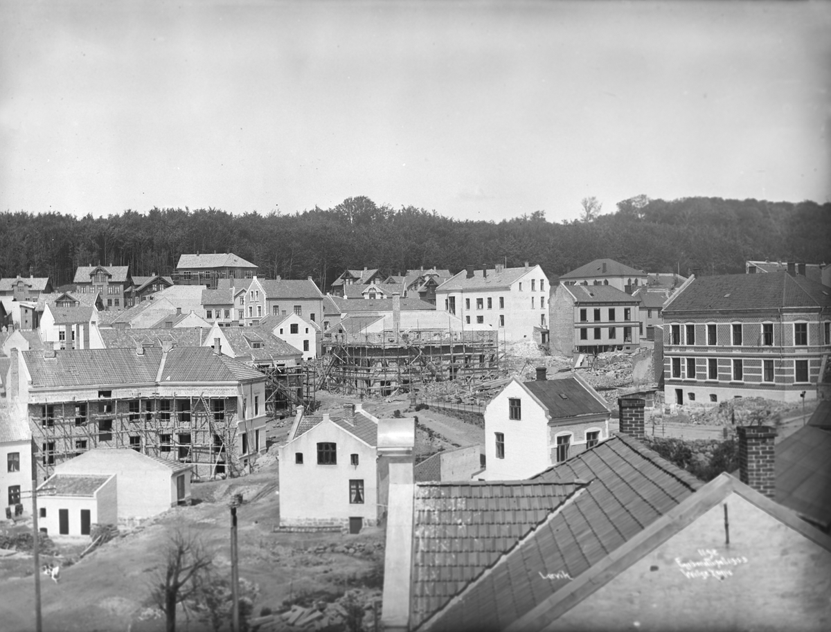 Larvik - nybygget del - årsdagen etter brannen - panorama 21.juli 1903