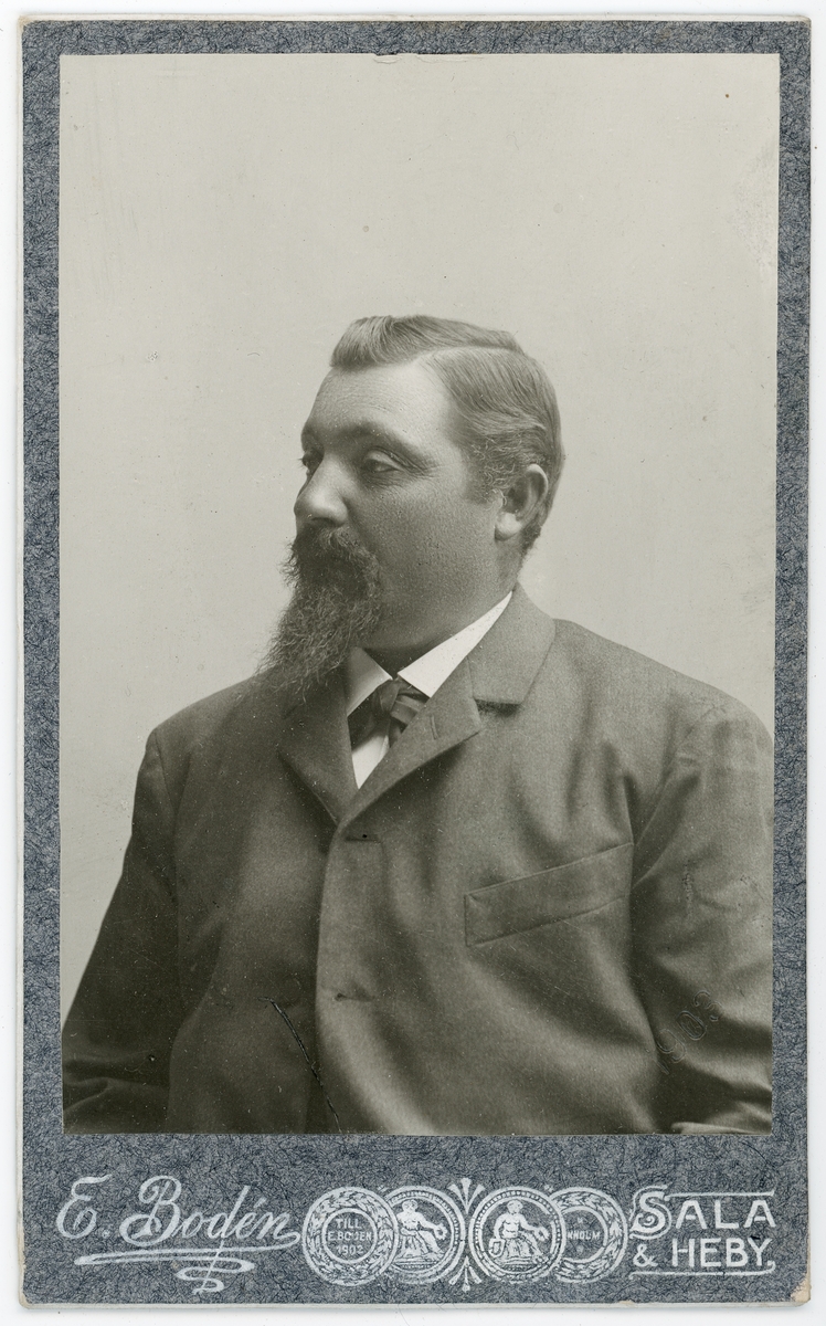 Kabinettsfotografi - A J Andersson från Heby 1903