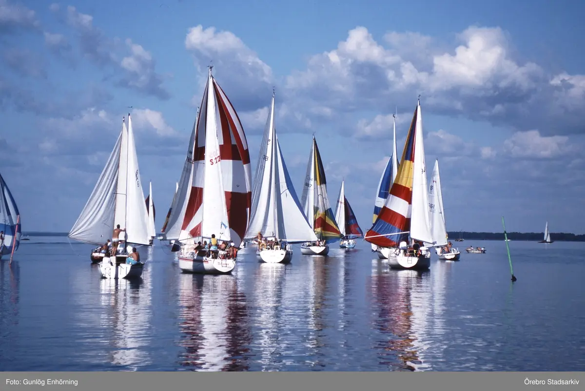 Segelbåtar i tävlingen Vinö Sail Race, 1988 - Örebro Stadsarkiv ...