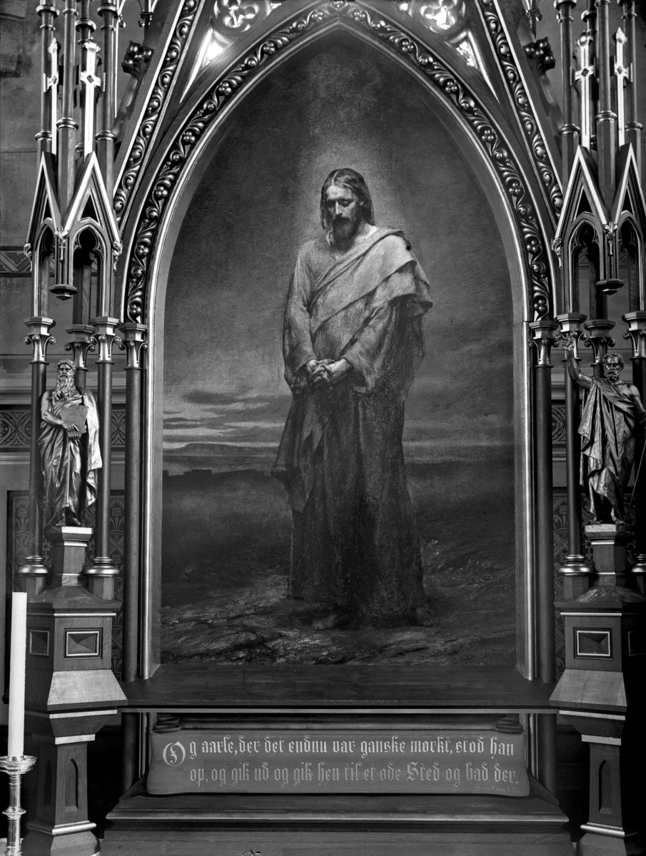 Nærbilde av motivet
Johanneskirken, Altertavle.
Fotografert 1900 Ca.
Kunstner: Grønvold, Markus