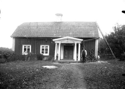 Hus med veranda i Håskesta.